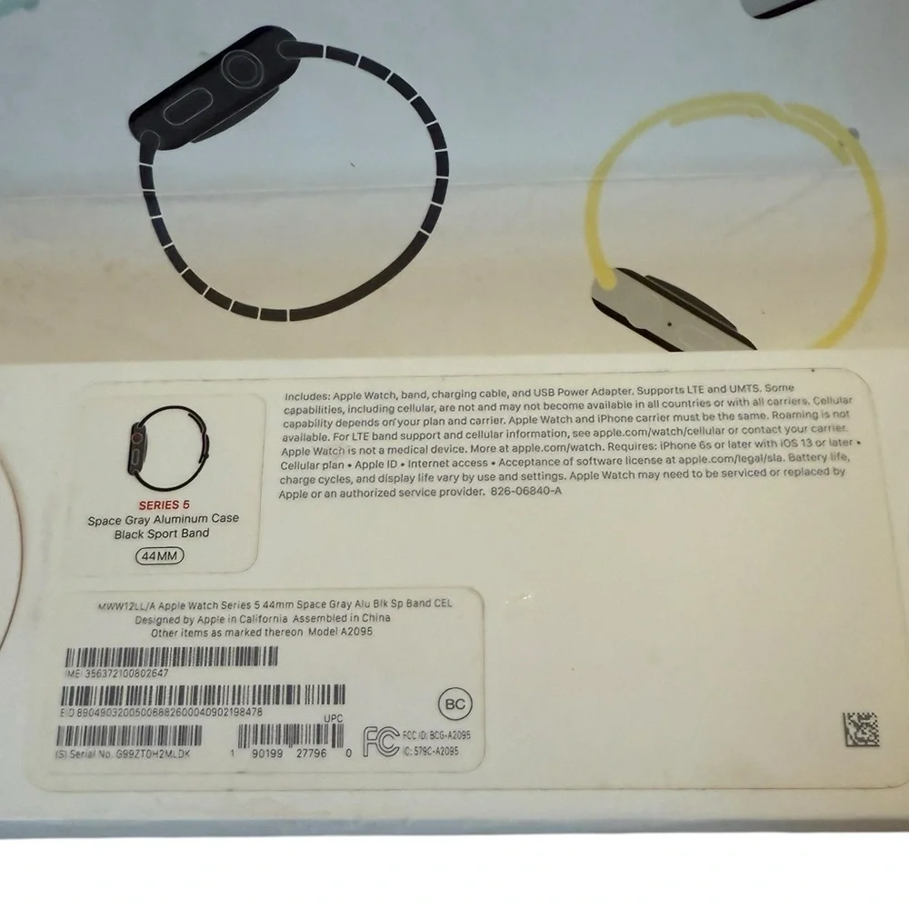 Apple Watch Series 5 (GPS‎ + Cellular, 44mm) Silver Magnetic Band Used Unlocked